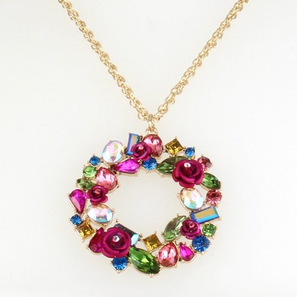Betsey Johnson Jewelry - Betsey Johnson ROSE WREATH NECKLACE